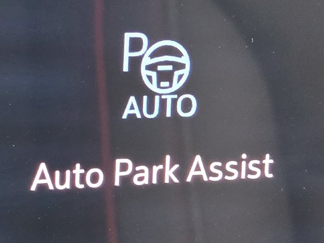 New 2027 Chevrolet Traverse RS w/ LPO, Floor Liner Package AWD/4WD image 35