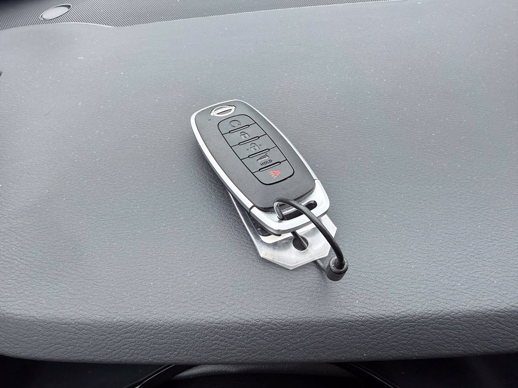 Used 2026 Nissan Pathfinder SL AWD/4WD image 10