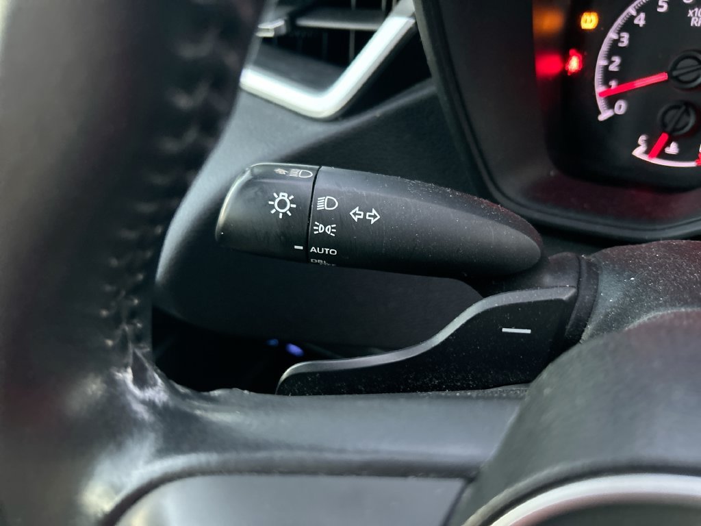 Used 2021 Toyota Corolla SE FWD image 19