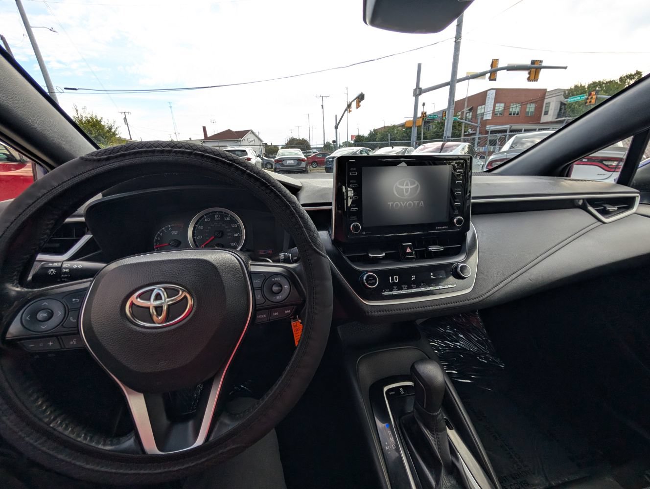Used 2021 Toyota Corolla SE FWD image 21