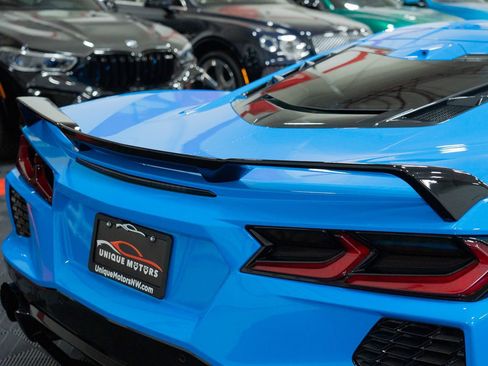 Used 2023 Chevrolet Corvette Stingray Preferred Cpe w/ Z51 Performance Package RWD image 9