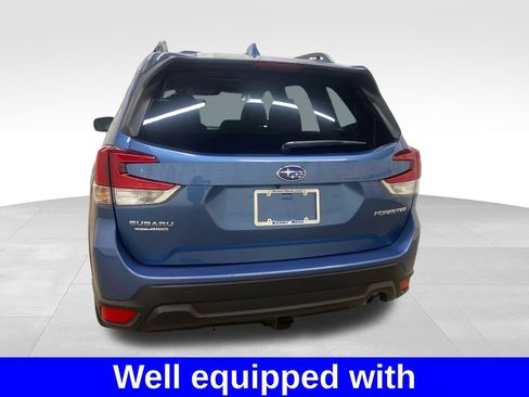 Certified 2023 Subaru Forester Premium AWD/4WD image 3