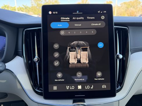 New 2026 Volvo XC60 T8 Ultra w/ Protection Package Premier image 24