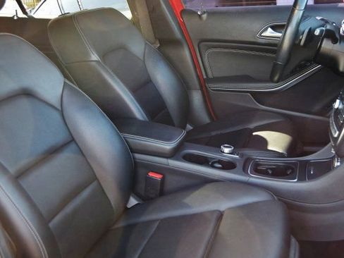 Used 2019 Mercedes-Benz GLA 250 4MATIC image 23