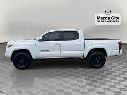 Used 2022 Toyota Tacoma SR5 image 2