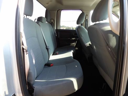 Used 2019 RAM 1500 Express w/ Express Value Package AWD/4WD image 12