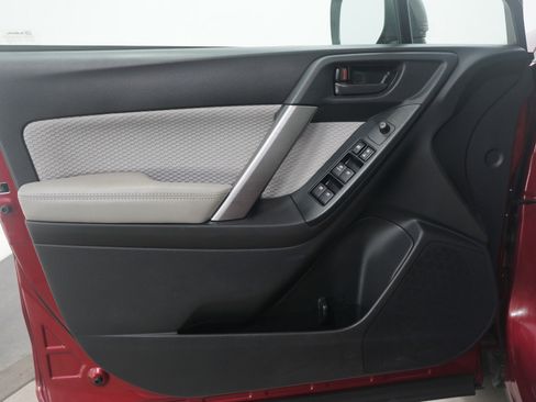 Used 2018 Subaru Forester 2.5i image 20