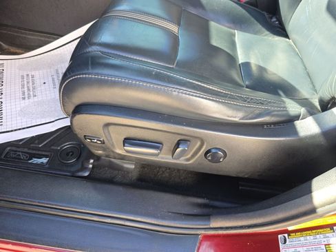 Used 2017 Toyota Highlander SE image 13