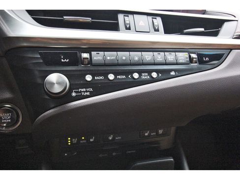 Used 2021 Lexus ES 350 w/ Premium Package FWD image 21
