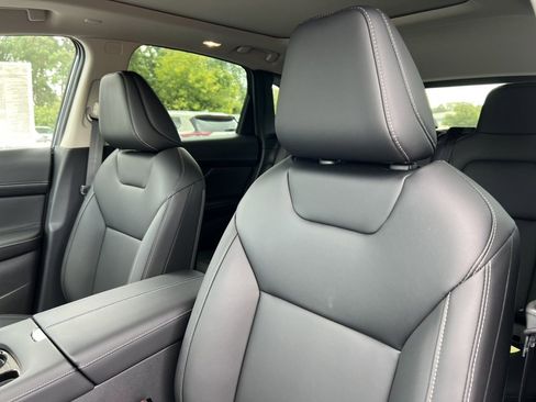 Certified 2025 Nissan Murano SL image 12