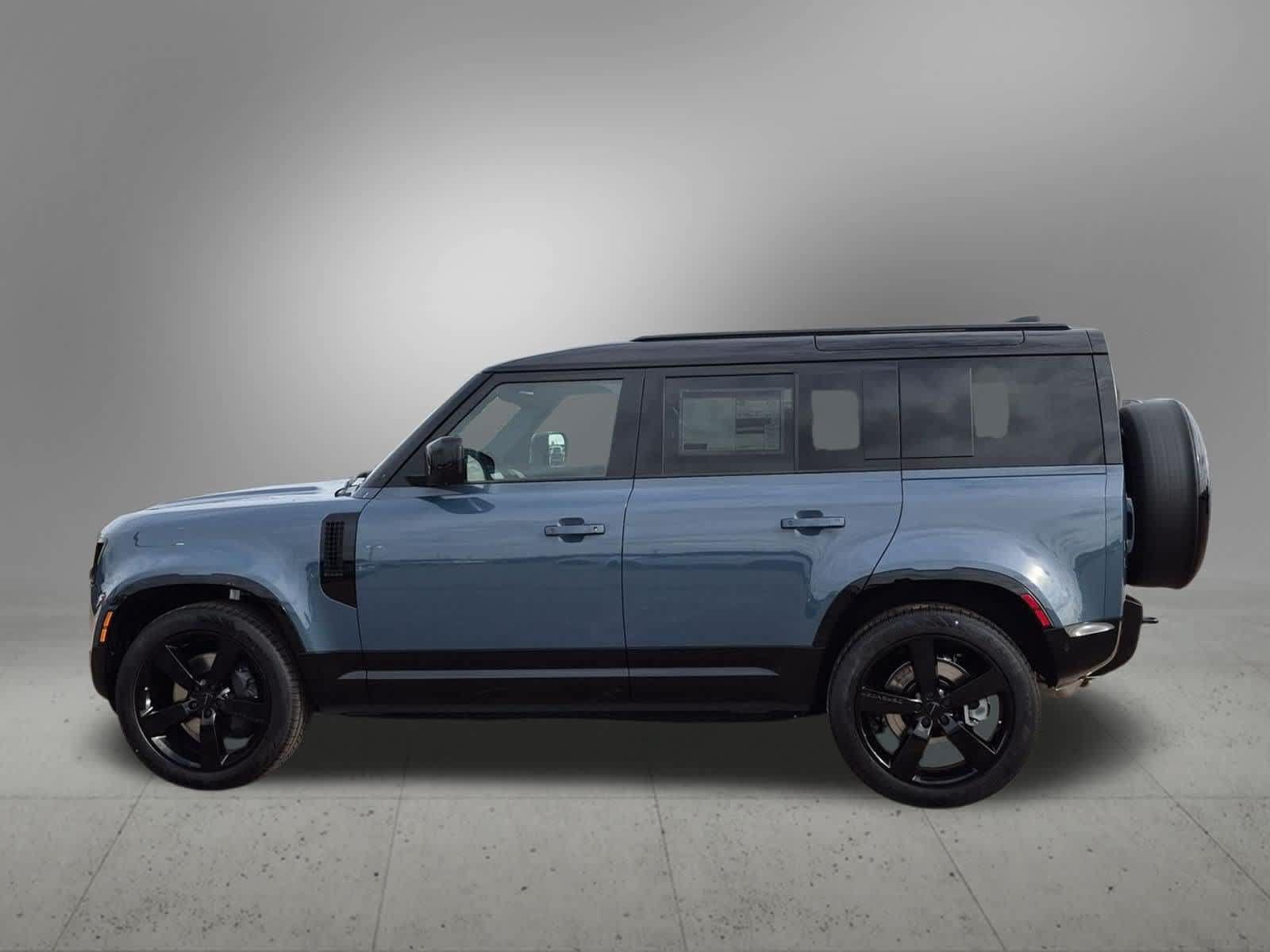 New 2026 Land Rover Defender 110 X-Dynamic SE AWD/4WD image 3