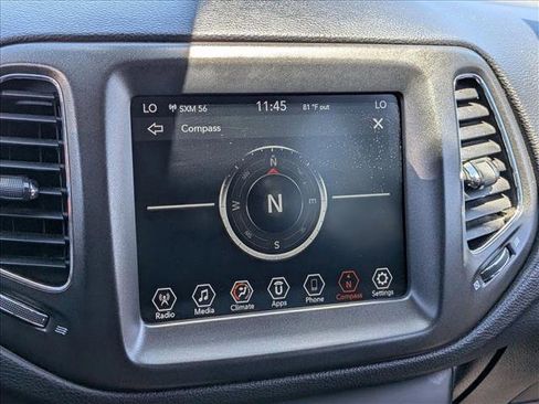 Used 2020 Jeep Compass Trailhawk AWD/4WD image 19