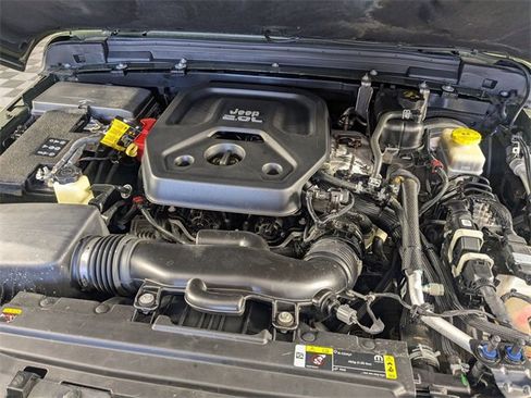 Used 2021 Jeep Wrangler Unlimited Rubicon w/ Dual Top Group image 34