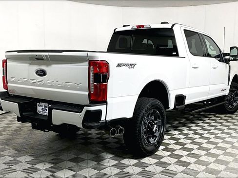 Used 2024 Ford F250 Lariat w/ Lariat Ultimate Package image 12