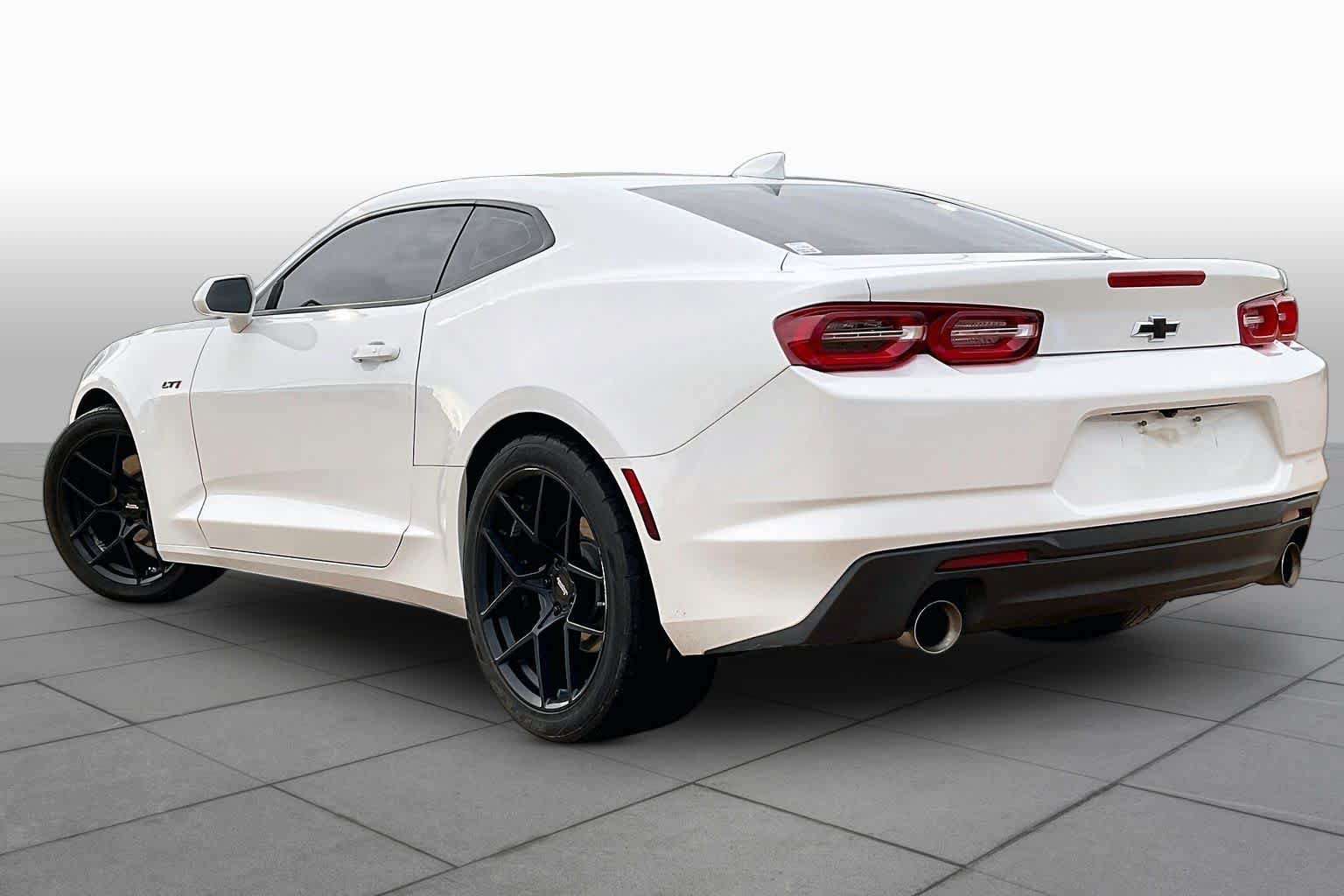 Used 2023 Chevrolet Camaro LT w/ Technology Package RWD image 13