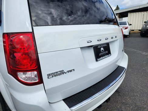 Used 2018 Dodge Grand Caravan GT FWD image 43