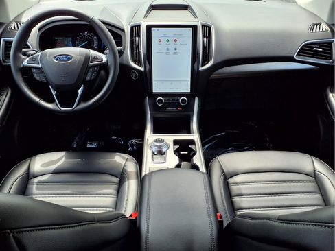 Used 2024 Ford Edge SEL w/ Convenience Package AWD/4WD image 12