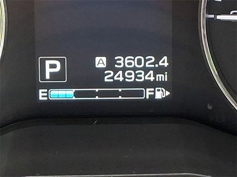 Used 2019 Subaru Crosstrek 2.0i Limited w/ Moonroof Package w/Navigation AWD/4WD image 21