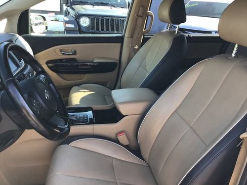Used 2015 Kia Sedona SX FWD image 23