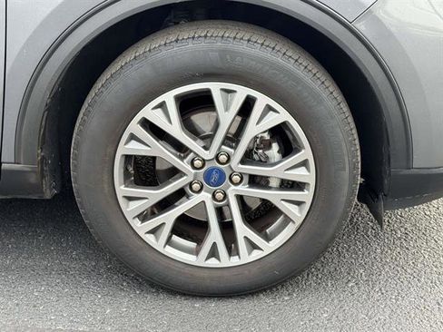 Used 2022 Ford Escape SEL image 7