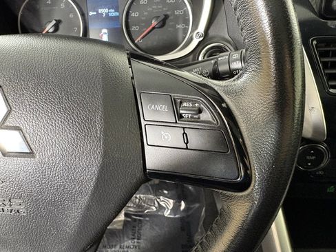 Used 2023 Mitsubishi Eclipse Cross SE image 22