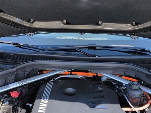 New 2026 BMW X5 xDrive50e w/ Executive Package image 17