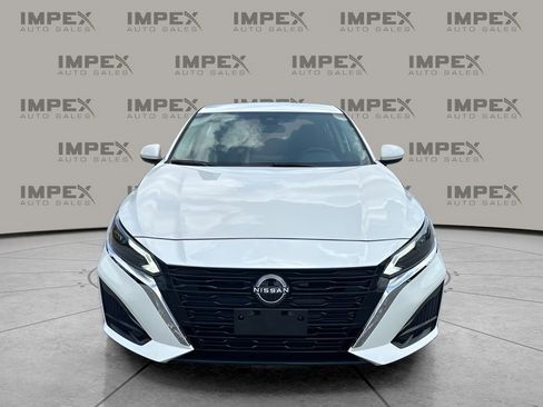 Used 2023 Nissan Altima 2.5 SV image 8