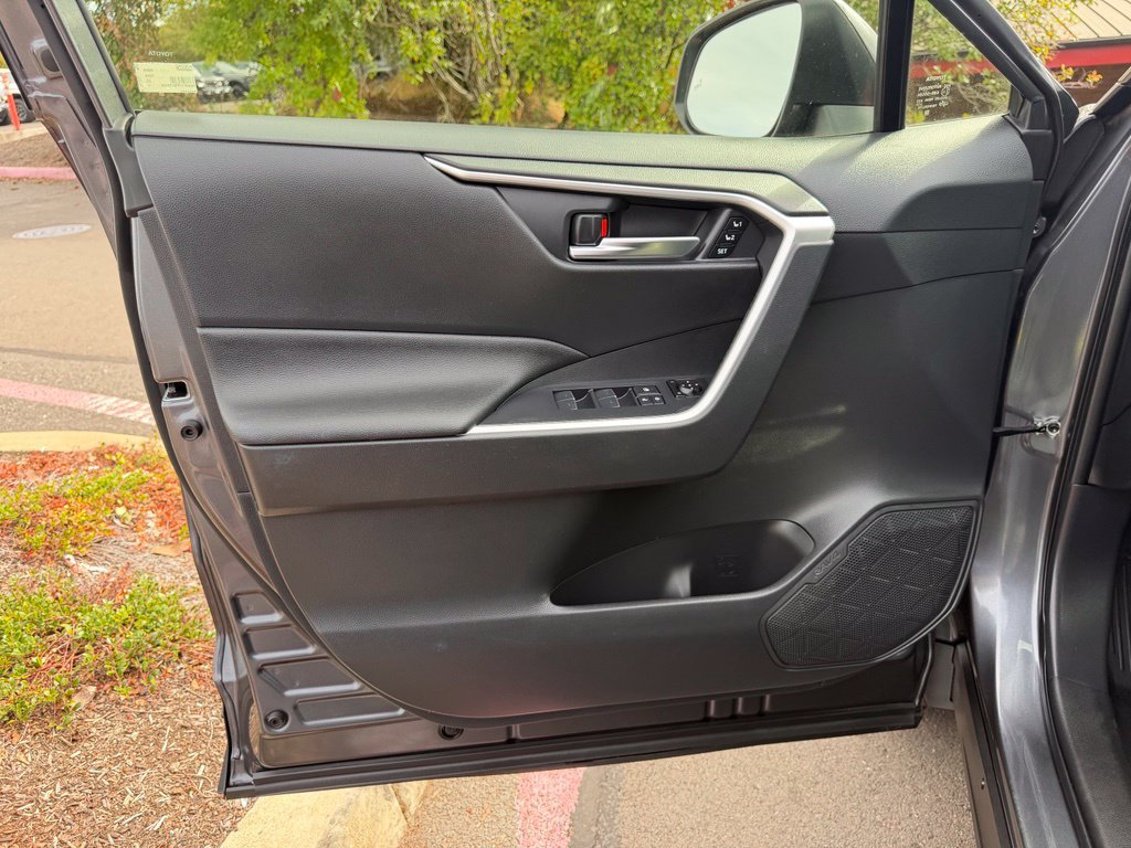 Used 2023 Toyota RAV4 XLE Premium AWD/4WD image 11