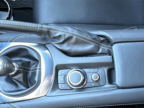 Used 2025 MAZDA MX-5 Miata Grand Touring w/ Weather Package image 15