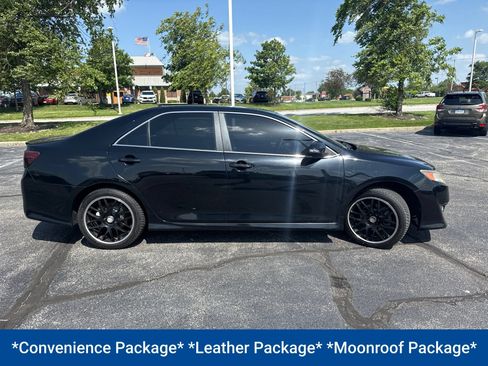 Used 2012 Toyota Camry SE w/ Leather Pkg FWD image 7