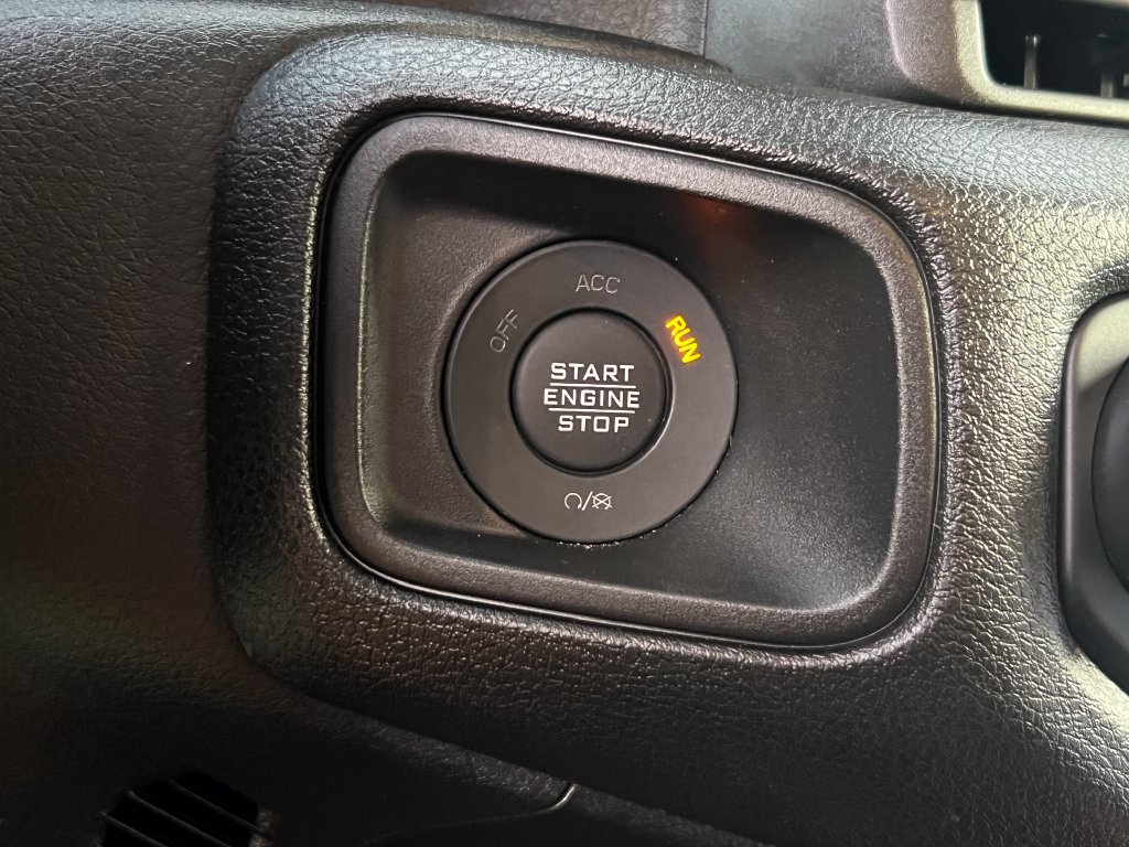 Used 2024 Jeep Wrangler Sport AWD/4WD image 28