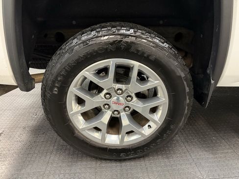 Used 2018 GMC Sierra 1500 SLT w/ SLT Premium Package image 12