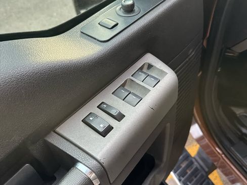 Used 2012 Ford F350 Lariat w/ Chrome Pkg image 14