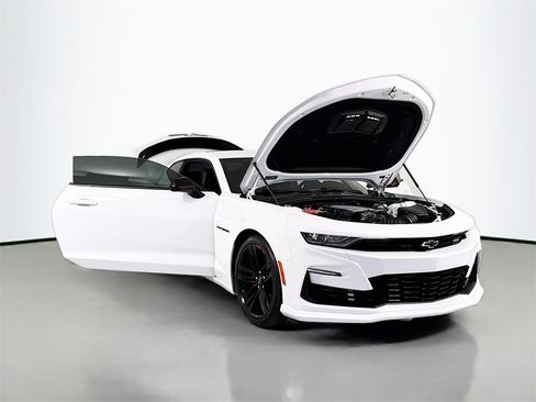 Used 2022 Chevrolet Camaro SS w/ Redline Edition image 31