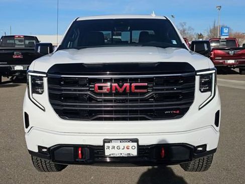 New 2026 GMC Sierra 1500 AT4 w/ AT4 Premium Package AWD/4WD image 3