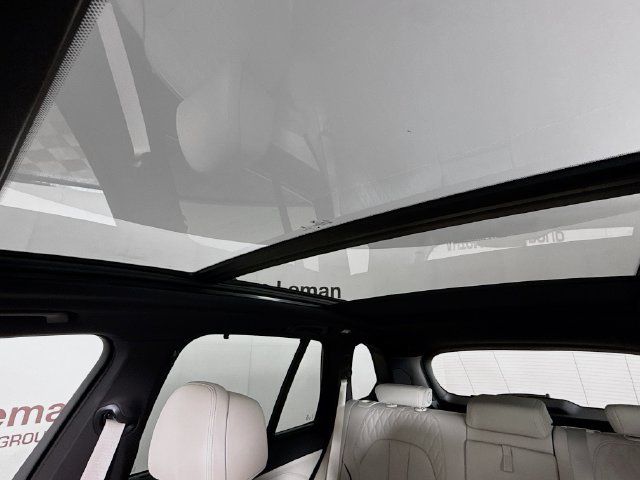 Used 2026 BMW X5 xDrive50e AWD/4WD image 23