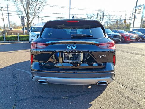 Certified 2022 INFINITI QX50 Luxe image 5