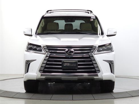 Used 2021 Lexus LX 570 4WD w/ Luxury Package image 2