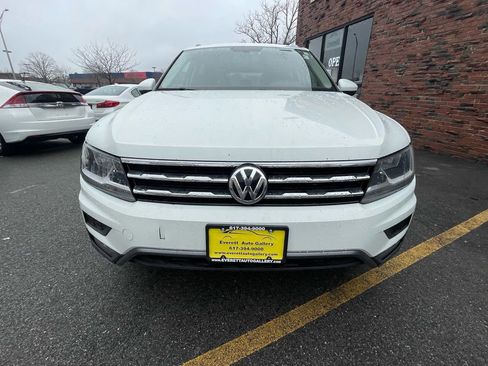 Used 2018 Volkswagen Tiguan SEL image 8