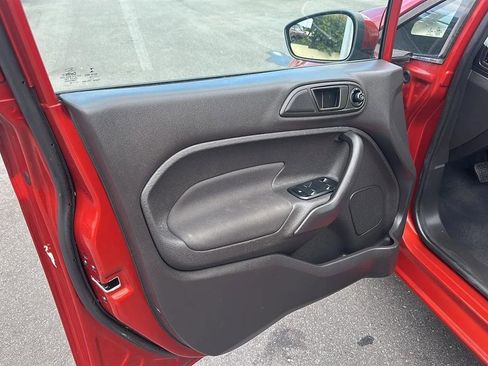 Used 2018 Ford Fiesta SE FWD image 22