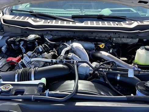 New 2026 Ford F250 Lariat w/ Black Appearance Package AWD/4WD image 10