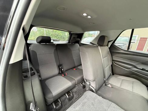 Used 2019 Chevrolet Traverse LS FWD image 9