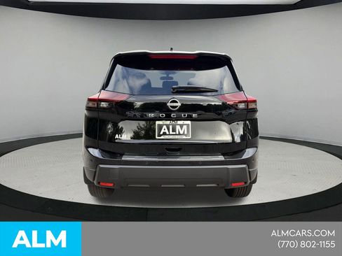 Used 2025 Nissan Rogue SV image 30