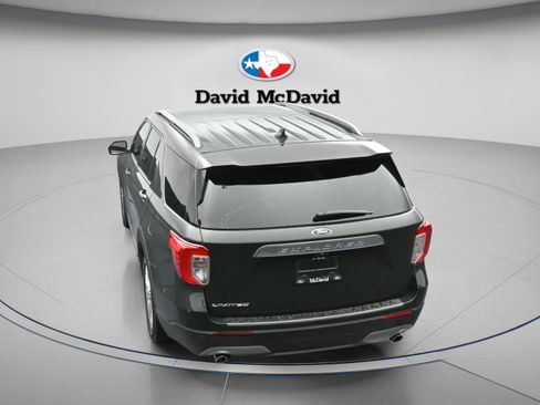 Used 2023 Ford Explorer Limited w/ Limited Technology Package RWD image 40