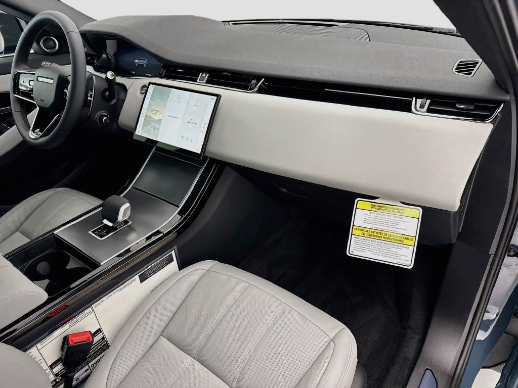 New 2026 Land Rover Range Rover Evoque S AWD/4WD image 16