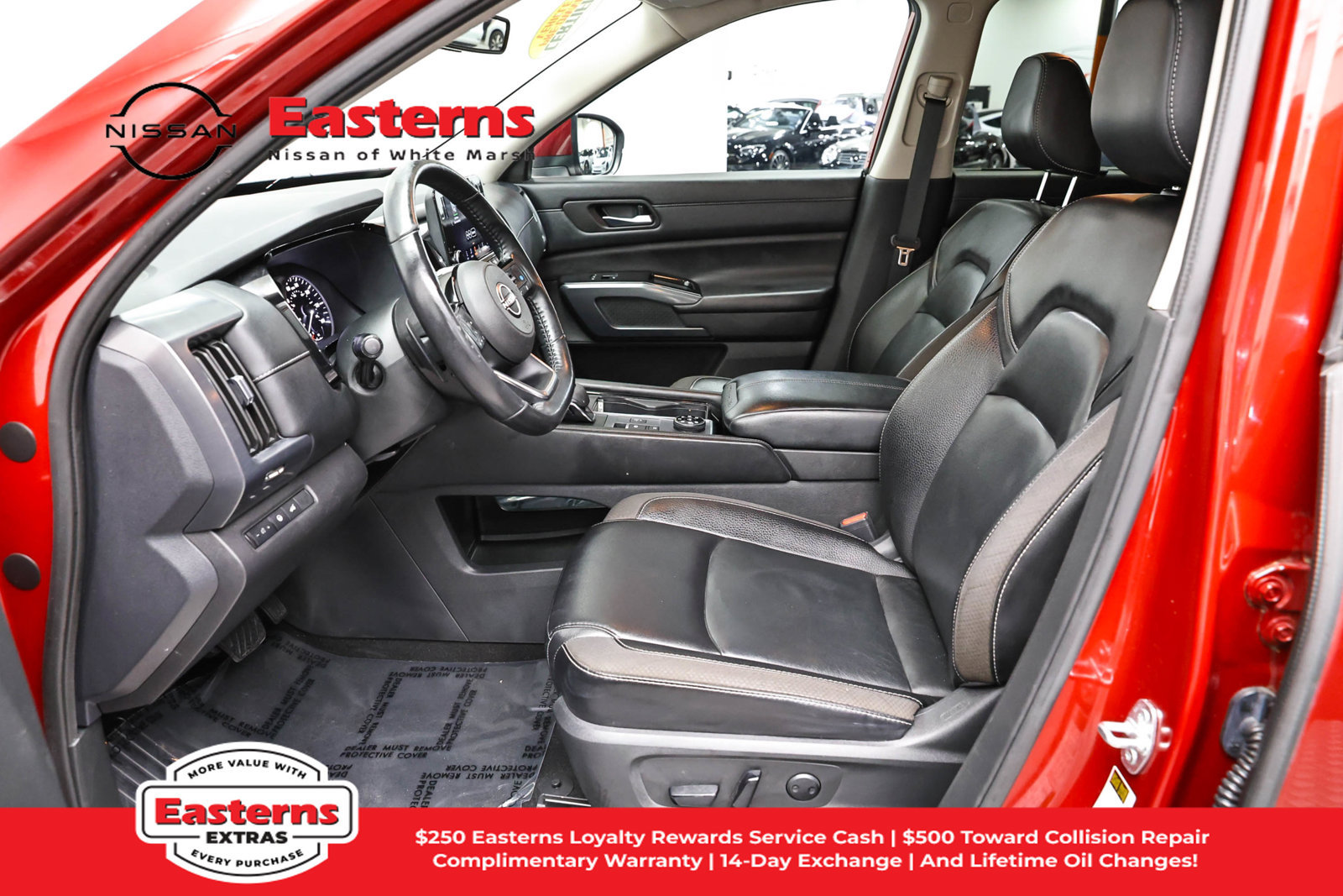 Used 2023 Nissan Pathfinder SL w/ Lighting Package (N92) AWD/4WD image 14