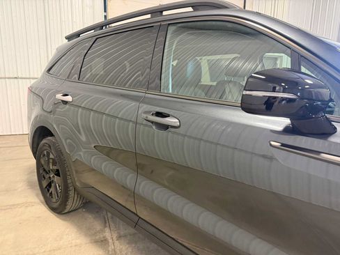 Used 2023 Kia Sorento S w/ Panoramic Sunroof Package AWD/4WD image 11