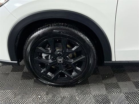 Certified 2025 Honda HR-V Sport image 28
