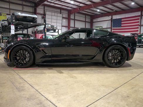 Used 2019 Chevrolet Corvette Grand Sport w/ Z07 Performance Package image 4