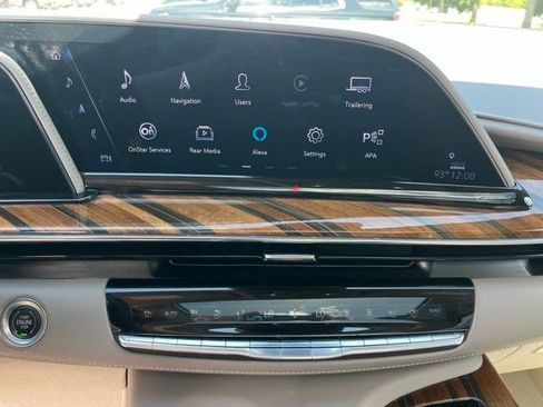Certified 2023 Cadillac Escalade Premium Luxury Platinum w/ LPO, Radiant Package RWD image 22